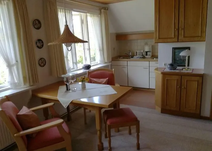 Appartement Reetdachhus An De Diek